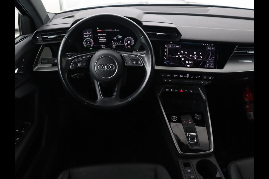 Audi A3 Sportback 40 TFSI e Edition | Leder | Carplay | Navigatie | Stoelverwarming | Cruise Control Adaptief | LMV 16 |