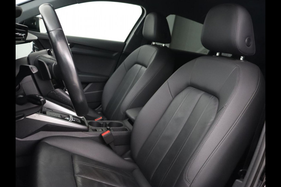 Audi A3 Sportback 40 TFSI e Edition | Leder | Carplay | Navigatie | Stoelverwarming | Cruise Control Adaptief | LMV 16 |