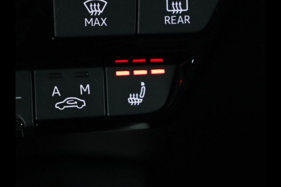 Audi A3 Sportback 40 TFSI e Edition | Leder | Carplay | Navigatie | Stoelverwarming | Cruise Control Adaptief | LMV 16 |