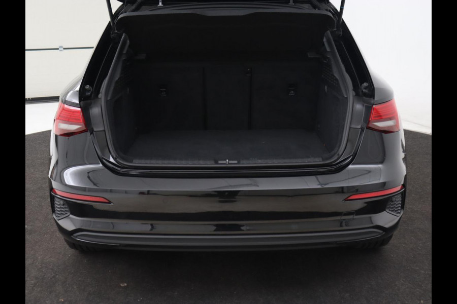 Audi A3 Sportback 40 TFSI e Edition | Leder | Carplay | Navigatie | Stoelverwarming | Cruise Control Adaptief | LMV 16 |