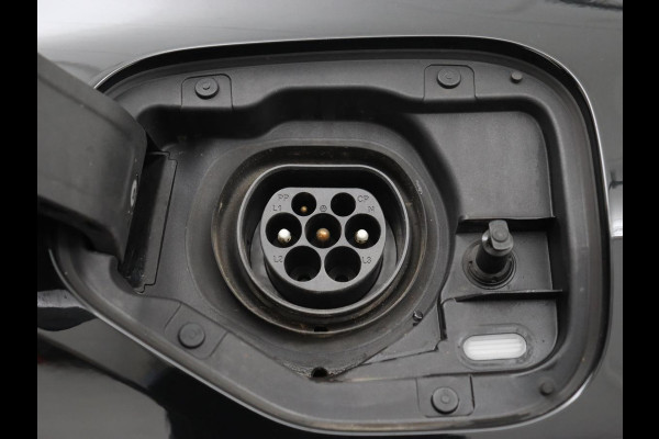 Audi A3 Sportback 40 TFSI e Edition | Leder | Carplay | Navigatie | Stoelverwarming | Cruise Control Adaptief | LMV 16 |