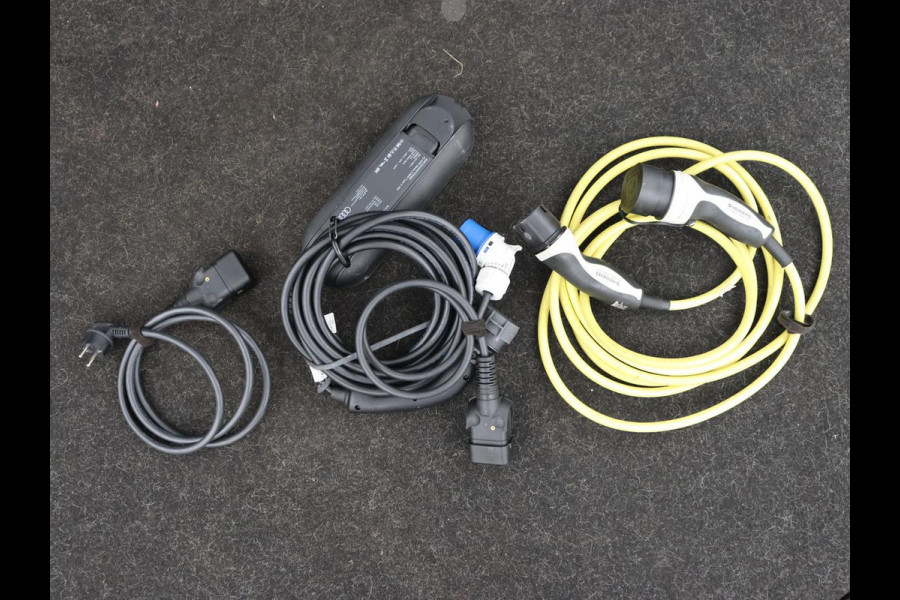 Audi A3 Sportback 40 TFSI e Edition | Leder | Carplay | Navigatie | Stoelverwarming | Cruise Control Adaptief | LMV 16 |