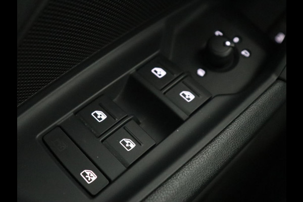 Audi A3 Sportback 40 TFSI e Edition | Leder | Carplay | Navigatie | Stoelverwarming | Cruise Control Adaptief | LMV 16 |