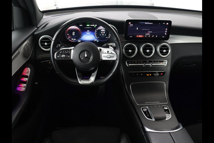 Mercedes-Benz GLC 300de 4MATIC | Panoramadak | Trekhaak | Sfeerverlichting | 360 Camera | Carplay | Stoelverwarming | LMV 20 | Mercedes-Benz GLC 300de 4MATIC | Panoramadak | Trekhaak | Sfeerverlichting | 360 Camera | Carplay | Stoelverwarming | LMV 20 |