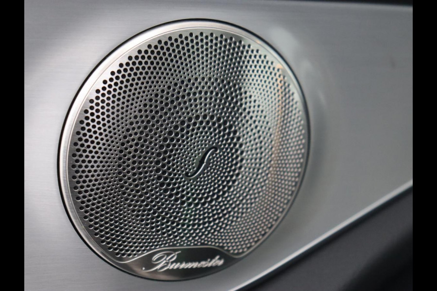 Mercedes-Benz GLC 300de 4MATIC | Panoramadak | Trekhaak | Sfeerverlichting | 360 Camera | Carplay | Stoelverwarming | LMV 20 | Mercedes-Benz GLC 300de 4MATIC | Panoramadak | Trekhaak | Sfeerverlichting | 360 Camera | Carplay | Stoelverwarming | LMV 20 |