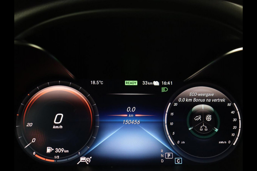 Mercedes-Benz GLC 300de 4MATIC | Panoramadak | Trekhaak | Sfeerverlichting | 360 Camera | Carplay | Stoelverwarming | LMV 20 | Mercedes-Benz GLC 300de 4MATIC | Panoramadak | Trekhaak | Sfeerverlichting | 360 Camera | Carplay | Stoelverwarming | LMV 20 |