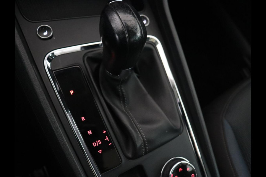 Seat Ateca 1.5 TSI Style | Panoramadak | Trekhaak | Camera | Stoelverwarming | Carplay | Navigatie | Cruise Control Adaptief | LMV 18 | Seat Ateca 1.5 TSI Style | Panoramadak | Trekhaak | Camera | Stoelverwarming | Carplay | Navigatie | Cruise Control Adaptief | LMV 18 |
