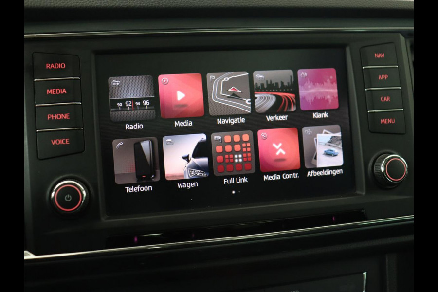Seat Ateca 1.5 TSI Style | Panoramadak | Trekhaak | Camera | Stoelverwarming | Carplay | Navigatie | Cruise Control Adaptief | LMV 18 | Seat Ateca 1.5 TSI Style | Panoramadak | Trekhaak | Camera | Stoelverwarming | Carplay | Navigatie | Cruise Control Adaptief | LMV 18 |