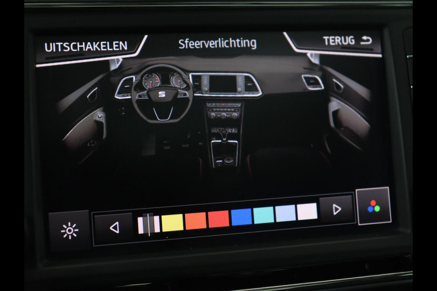 Seat Ateca 1.5 TSI Style | Panoramadak | Trekhaak | Camera | Stoelverwarming | Carplay | Navigatie | Cruise Control Adaptief | LMV 18 | Seat Ateca 1.5 TSI Style | Panoramadak | Trekhaak | Camera | Stoelverwarming | Carplay | Navigatie | Cruise Control Adaptief | LMV 18 |