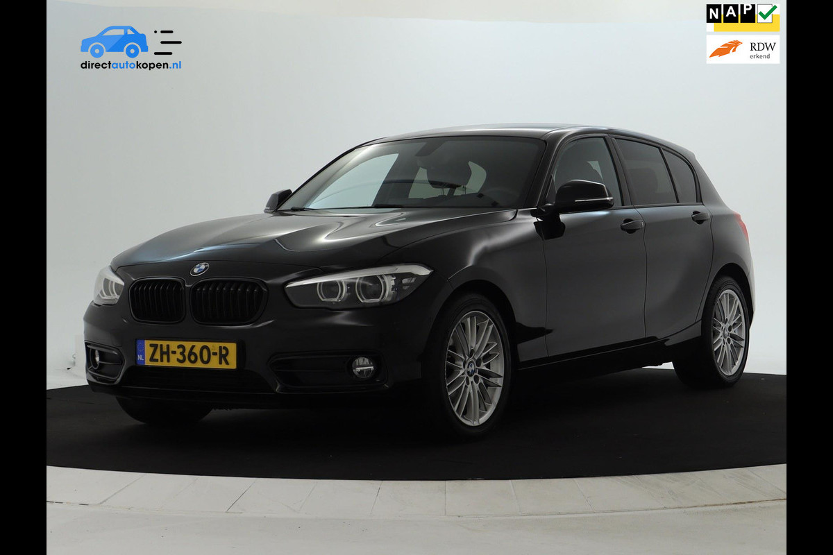 BMW 1-serie 118i Executive Sport Shadow CarPlay | Camera | Automaat BMW 1-serie 118i Executive Sport Shadow CarPlay | Camera | Automaat