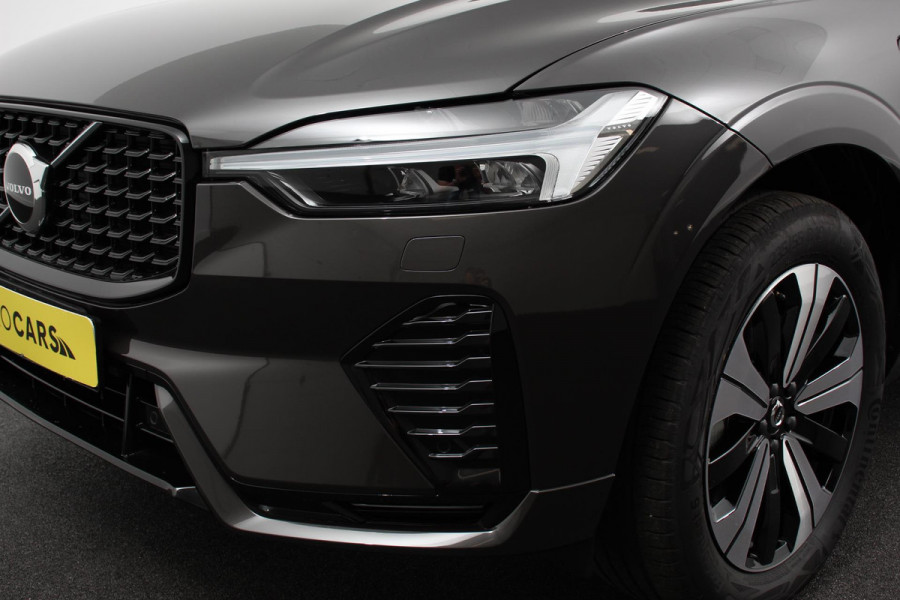 Volvo XC60 2.0 T6 Plug-in hybrid AWD Plus Dark Automaat | Leder | Navigatie | Google | Harman Kardon | Panorama dak | Lichtmetalen Velgen 19" | Dab | Stoelverwarming | Camera | Led