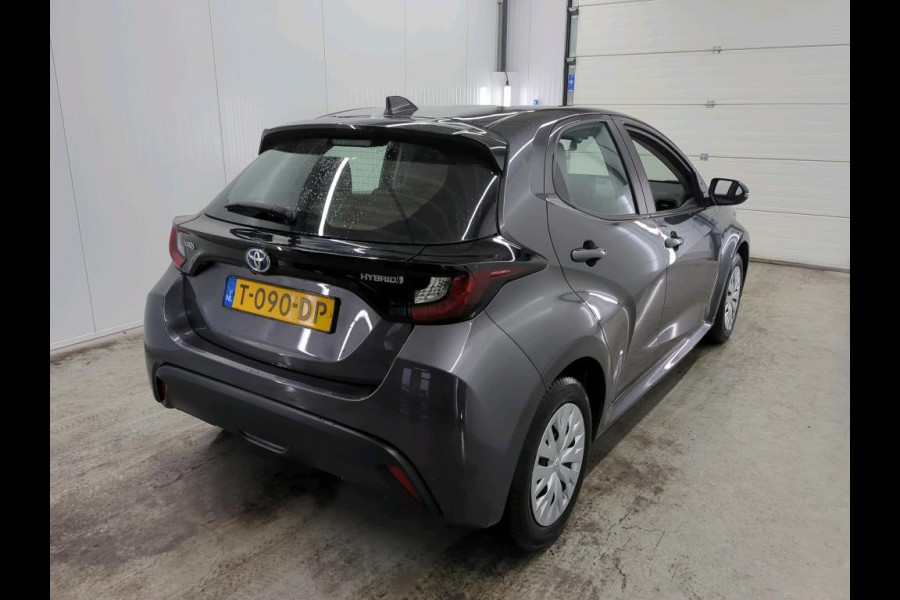 Toyota Yaris 1.5 Hybrid Active Auto. Navigatie Apple Carplay/Android Auto Camera Adaptive Cruise Control Climate Control Toyota Yaris 1.5 Hybrid Active Auto. Navigatie Apple Carplay/Android Auto Camera Adaptive Cruise Control Climate Control