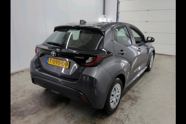 Toyota Yaris 1.5 Hybrid Active Auto. Navigatie Apple Carplay/Android Auto Camera Adaptive Cruise Control Climate Control Toyota Yaris 1.5 Hybrid Active Auto. Navigatie Apple Carplay/Android Auto Camera Adaptive Cruise Control Climate Control