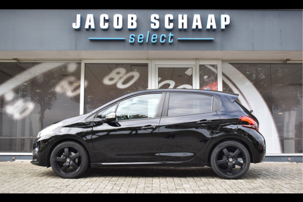 Peugeot 208 1.2 PureTech Signature / Carplay / Navi / Trekhaak / Airco / 17" LM / PDC Peugeot 208 1.2 PureTech Signature / Carplay / Navi / Trekhaak / Airco / 17" LM / PDC