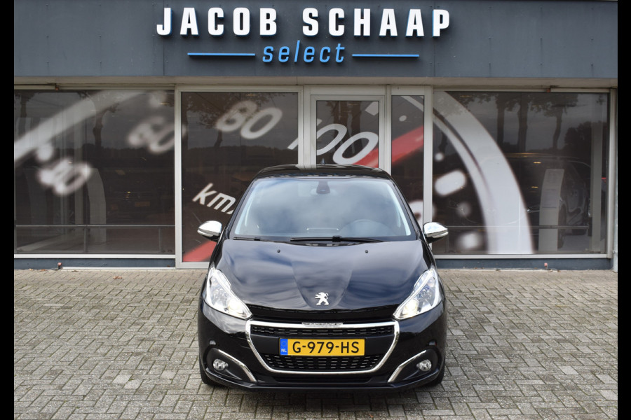 Peugeot 208 1.2 PureTech Signature / Carplay / Navi / Trekhaak / Airco / 17" LM / PDC Peugeot 208 1.2 PureTech Signature / Carplay / Navi / Trekhaak / Airco / 17" LM / PDC