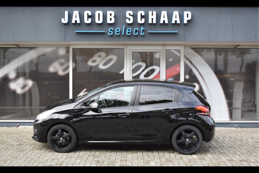 Peugeot 208 1.2 PureTech Signature / Carplay / Navi / Trekhaak / Airco / 17" LM / PDC Peugeot 208 1.2 PureTech Signature / Carplay / Navi / Trekhaak / Airco / 17" LM / PDC