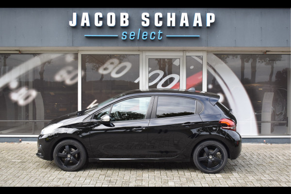 Peugeot 208 1.2 PureTech Signature / Carplay / Navi / Trekhaak / Airco / 17" LM / PDC Peugeot 208 1.2 PureTech Signature / Carplay / Navi / Trekhaak / Airco / 17" LM / PDC