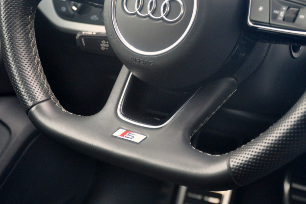 Audi A4 Avant 35 TFSI S edition | Panoramadak | 20 inch | Zeer nette staat! Audi A4 Avant 35 TFSI S edition | Panoramadak | 20 inch | Zeer nette staat!