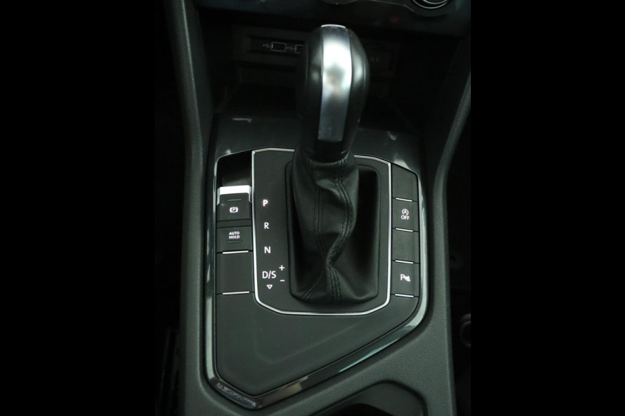Volkswagen Tiguan 1.5 TSI ACT Comfortline Business Automaat Volkswagen Tiguan 1.5 TSI ACT Comfortline Business Automaat