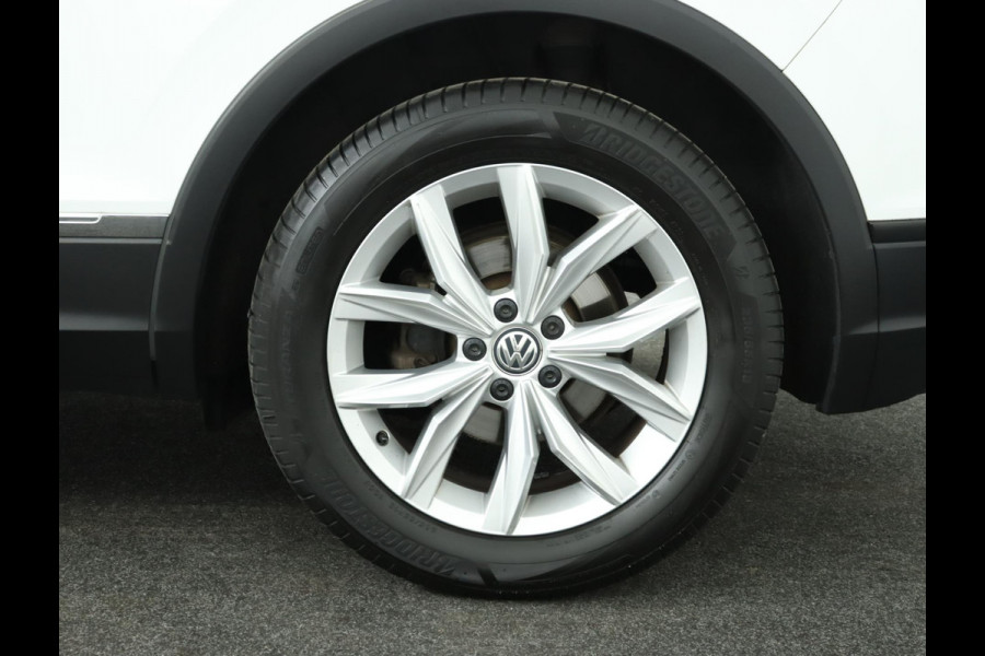 Volkswagen Tiguan 1.5 TSI ACT Comfortline Business Automaat Volkswagen Tiguan 1.5 TSI ACT Comfortline Business Automaat