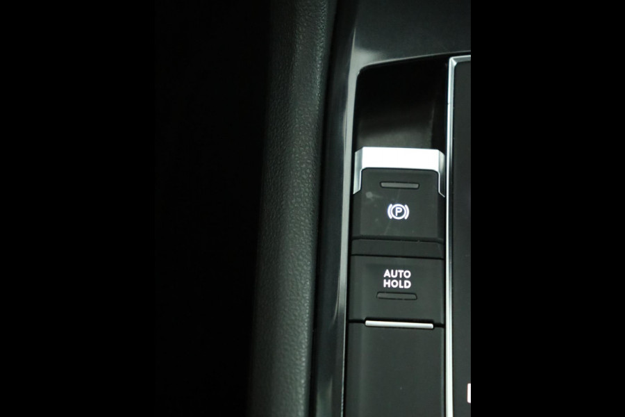 Volkswagen Tiguan 1.5 TSI ACT Comfortline Business Automaat Volkswagen Tiguan 1.5 TSI ACT Comfortline Business Automaat