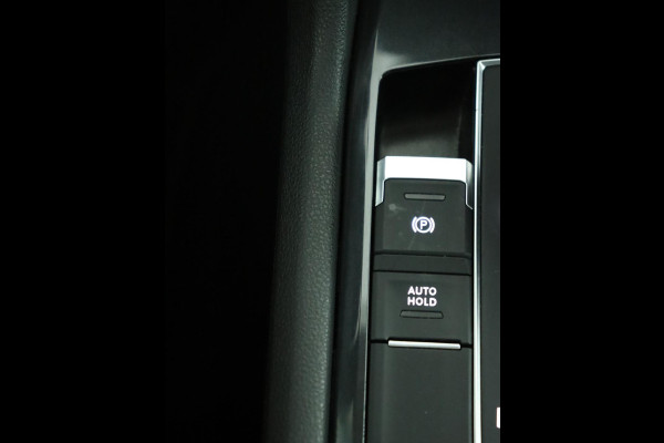 Volkswagen Tiguan 1.5 TSI ACT Comfortline Business Automaat Volkswagen Tiguan 1.5 TSI ACT Comfortline Business Automaat