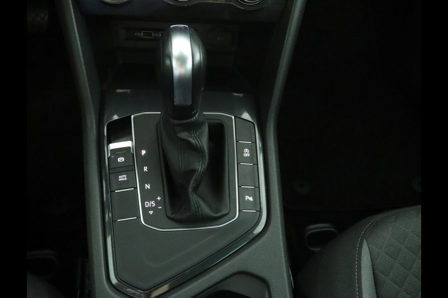 Volkswagen Tiguan 1.5 TSI ACT Comfortline Business Automaat Volkswagen Tiguan 1.5 TSI ACT Comfortline Business Automaat