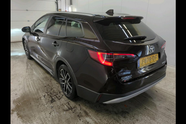 Toyota Corolla Touring Sports 2.0 Hybrid 184 pk Aut. Trek Navigatie Apple Carplay/Android Auto Camera Adaptive Cruise Control Stoelverwarming Virtual Cockpit Lichtmetalen velgen Climate Control Getinte ramen Toyota Corolla Touring Sports 2.0 Hybrid 184 pk Aut. Trek Navigatie Apple Carplay/Android Auto Camera Adaptive Cruise Control Stoelverwarming Virtual Cockpit Lichtmetalen velgen Climate Control Getinte ramen