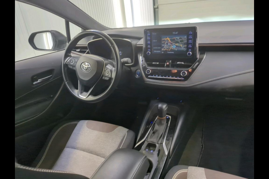 Toyota Corolla Touring Sports 2.0 Hybrid 184 pk Aut. Trek Navigatie Apple Carplay/Android Auto Camera Adaptive Cruise Control Stoelverwarming Virtual Cockpit Lichtmetalen velgen Climate Control Getinte ramen Toyota Corolla Touring Sports 2.0 Hybrid 184 pk Aut. Trek Navigatie Apple Carplay/Android Auto Camera Adaptive Cruise Control Stoelverwarming Virtual Cockpit Lichtmetalen velgen Climate Control Getinte ramen