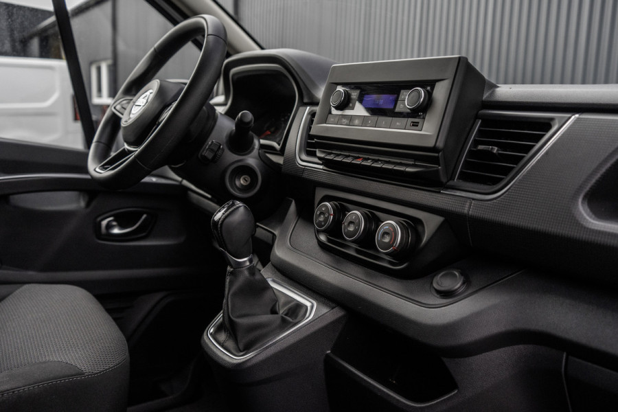 Nissan Primastar dCi | L2H1 | Automaat | 150 PK | LED | Cruise | Airco | PDC | Euro 6 Nissan Primastar dCi | L2H1 | Automaat | 150 PK | LED | Cruise | Airco | PDC | Euro 6