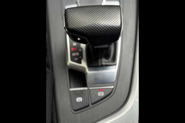 Audi A5 Sportback 2.0 TFSI Launch Edition l S-Line l Massage l Virtual l Climate l Navi l Volleder l Audi A5 Sportback 2.0 TFSI Launch Edition l S-Line l Massage l Virtual l Climate l Navi l Volleder l