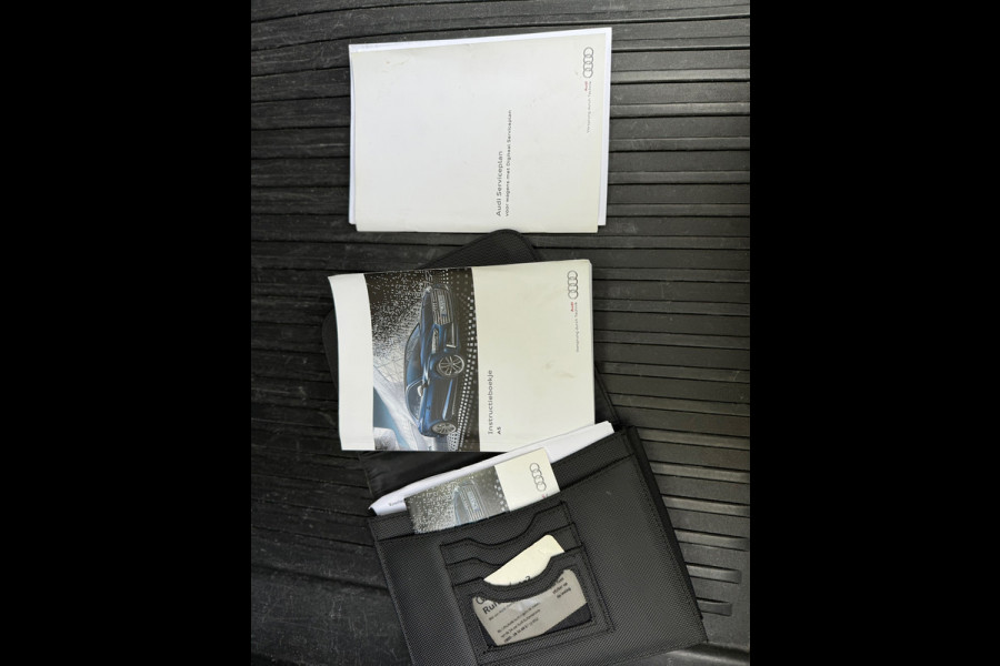 Audi A5 Sportback 2.0 TFSI Launch Edition l S-Line l Massage l Virtual l Climate l Navi l Volleder l Audi A5 Sportback 2.0 TFSI Launch Edition l S-Line l Massage l Virtual l Climate l Navi l Volleder l