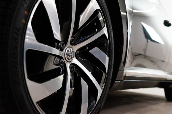 Volkswagen Arteon 2.0 TSI 2x R-Line 191PK | Pano | Discover Pro | Dynamic LED | VOL OPTIE!