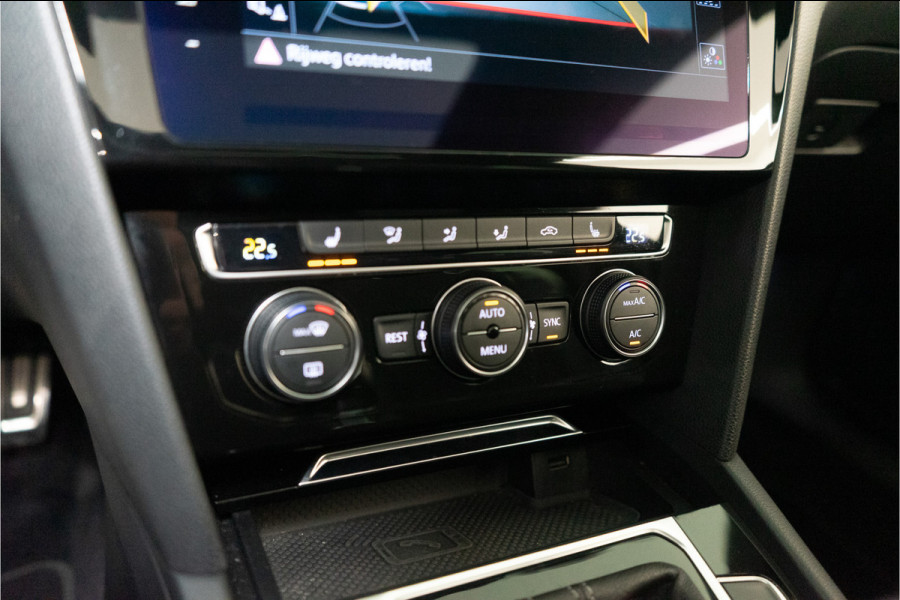 Volkswagen Arteon 2.0 TSI 2x R-Line 191PK | Pano | Discover Pro | Dynamic LED | VOL OPTIE!