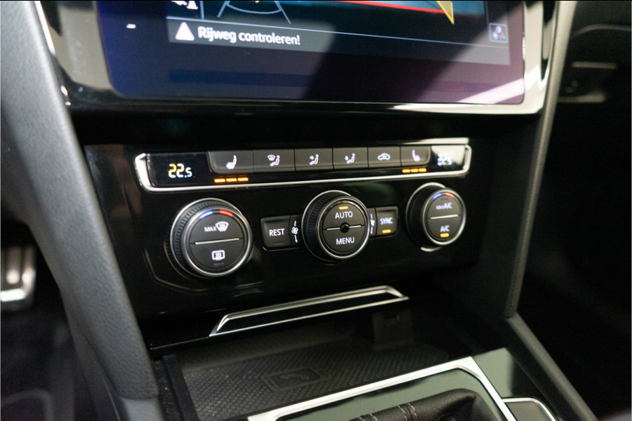 Volkswagen Arteon 2.0 TSI 2x R-Line 191PK | Pano | Discover Pro | Dynamic LED | VOL OPTIE!