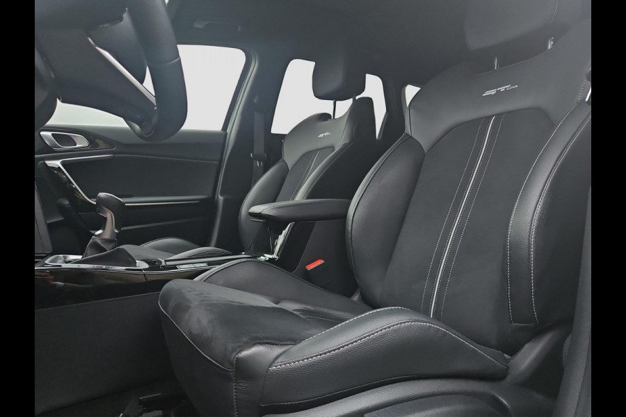 Kia Ceed Sportswagon 1.5 T-GDi GT-Line | Sportstuur | Stoel- en Stuurverwarming | Elektr. Achterklep | Lane Assist |