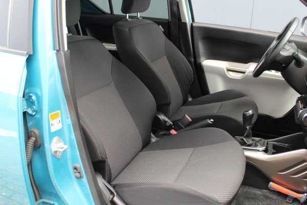 Suzuki Ignis 1.2-90pk Select. Mooie en luxe hoogzitter. Trekhaak, Keyless Entry, Lane Assist, Camera, Airco, Suzuki Ignis 1.2-90pk Select. Mooie en luxe hoogzitter. Trekhaak, Keyless Entry, Lane Assist, Camera, Airco,
