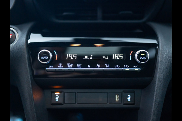 Toyota Yaris Cross 1.5 Hybrid GR Sport | Panodak | Elk. A-klep | JBL | Blind Spot | Head Up | Prijs Rijklaar!!