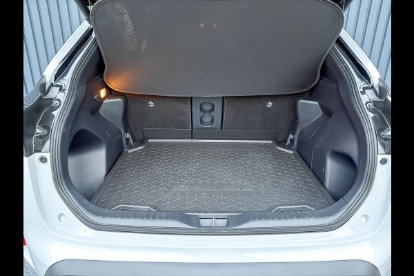 Toyota Yaris Cross 1.5 Hybrid GR Sport | Panodak | Elk. A-klep | JBL | Blind Spot | Head Up | Prijs Rijklaar!!