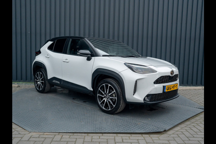 Toyota Yaris Cross 1.5 Hybrid GR Sport | Panodak | Elk. A-klep | JBL | Blind Spot | Head Up | Prijs Rijklaar!!