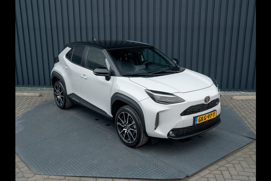 Toyota Yaris Cross 1.5 Hybrid GR Sport | Panodak | Elk. A-klep | JBL | Blind Spot | Head Up | Prijs Rijklaar!!