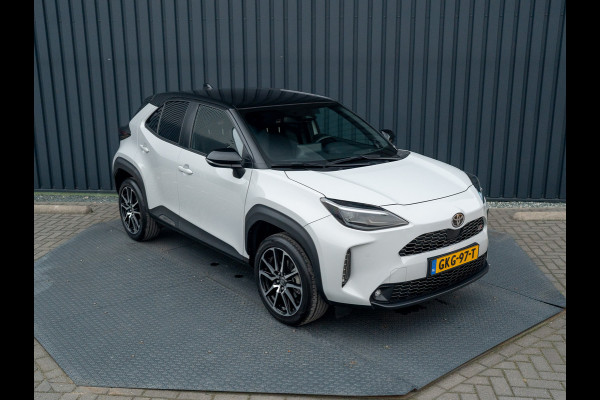 Toyota Yaris Cross 1.5 Hybrid GR Sport | Panodak | Elk. A-klep | JBL | Blind Spot | Head Up | Prijs Rijklaar!!