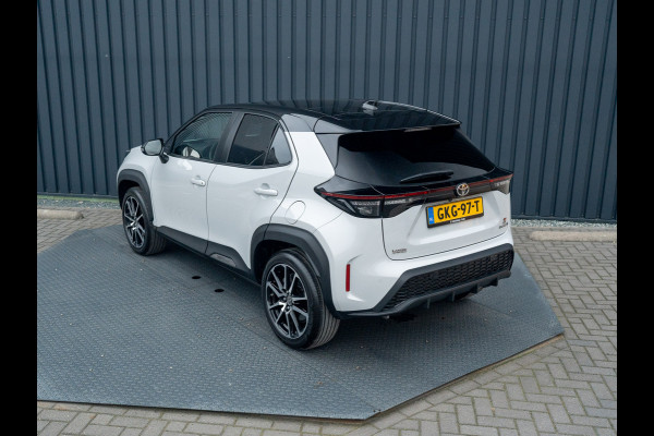Toyota Yaris Cross 1.5 Hybrid GR Sport | Panodak | Elk. A-klep | JBL | Blind Spot | Head Up | Prijs Rijklaar!!