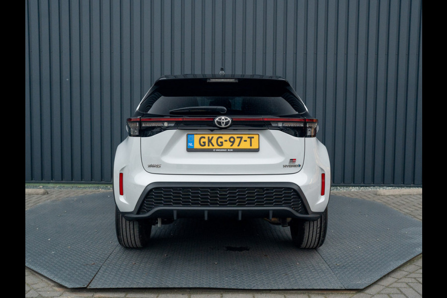 Toyota Yaris Cross 1.5 Hybrid GR Sport | Panodak | Elk. A-klep | JBL | Blind Spot | Head Up | Prijs Rijklaar!!
