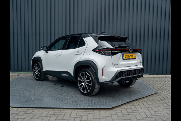 Toyota Yaris Cross 1.5 Hybrid GR Sport | Panodak | Elk. A-klep | JBL | Blind Spot | Head Up | Prijs Rijklaar!!