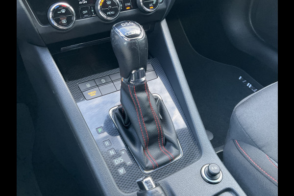 Škoda Octavia Combi 2.0 TSI RS 245PK Sportzetels Nav/Cam Carplay Stoelverw Elek.Klep Race-Blue Voll.Onderhouden!