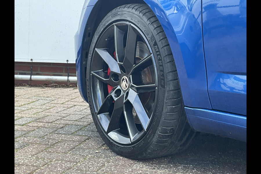 Škoda Octavia Combi 2.0 TSI RS 245PK Sportzetels Nav/Cam Carplay Stoelverw Elek.Klep Race-Blue Voll.Onderhouden!