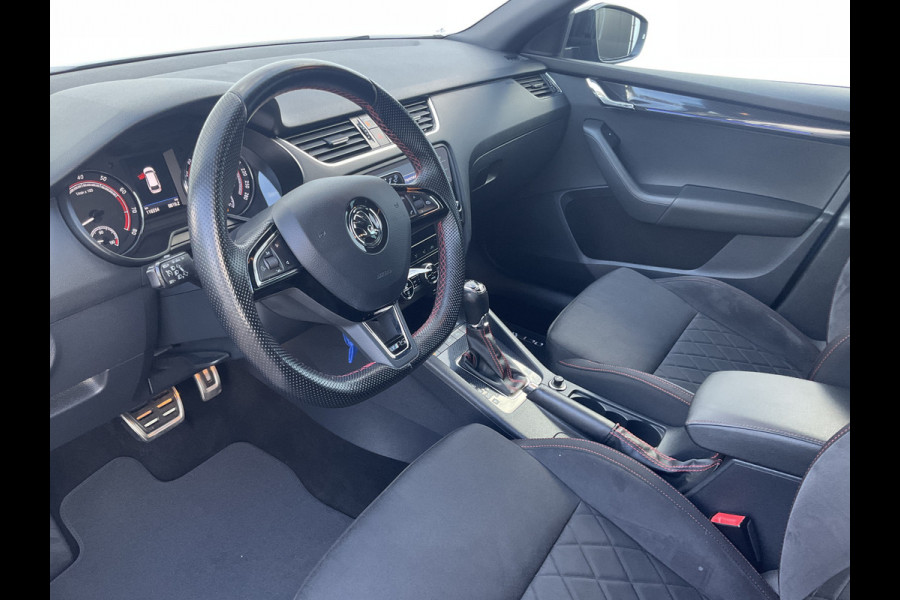 Škoda Octavia Combi 2.0 TSI RS 245PK Sportzetels Nav/Cam Carplay Stoelverw Elek.Klep Race-Blue Voll.Onderhouden!