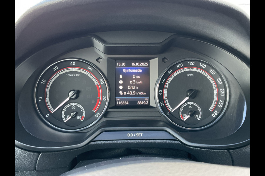 Škoda Octavia Combi 2.0 TSI RS 245PK Sportzetels Nav/Cam Carplay Stoelverw Elek.Klep Race-Blue Voll.Onderhouden!
