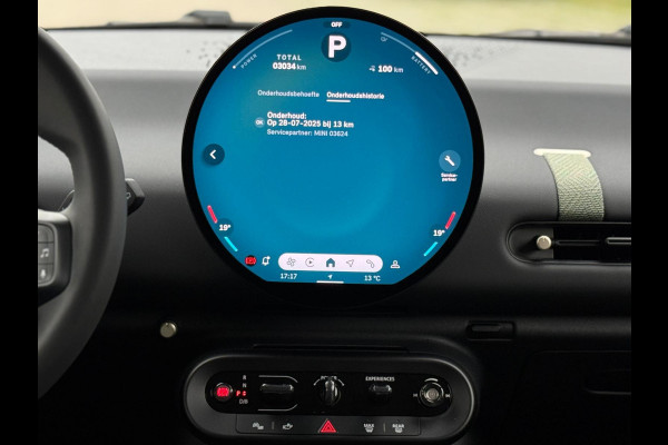 MINI Cooper E Essential 40.7 kWh NIEUW 28-07-2025, achteruitrijcamera, 17 inch ,nieuw prijs € 31860,-, nl auto met nap MINI Cooper E Essential 40.7 kWh NIEUW 28-07-2025, achteruitrijcamera, 17 inch ,nieuw prijs € 31860,-, nl auto met nap
